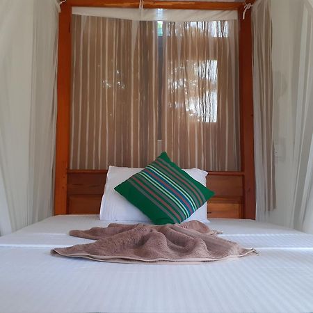 Hriketiya White Villa Dikwella Luaran gambar